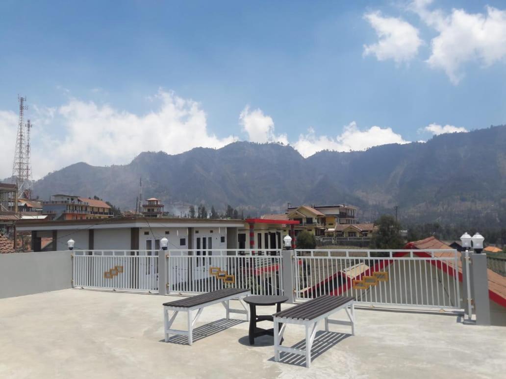 Bromo Otix Guest House エクステリア 写真