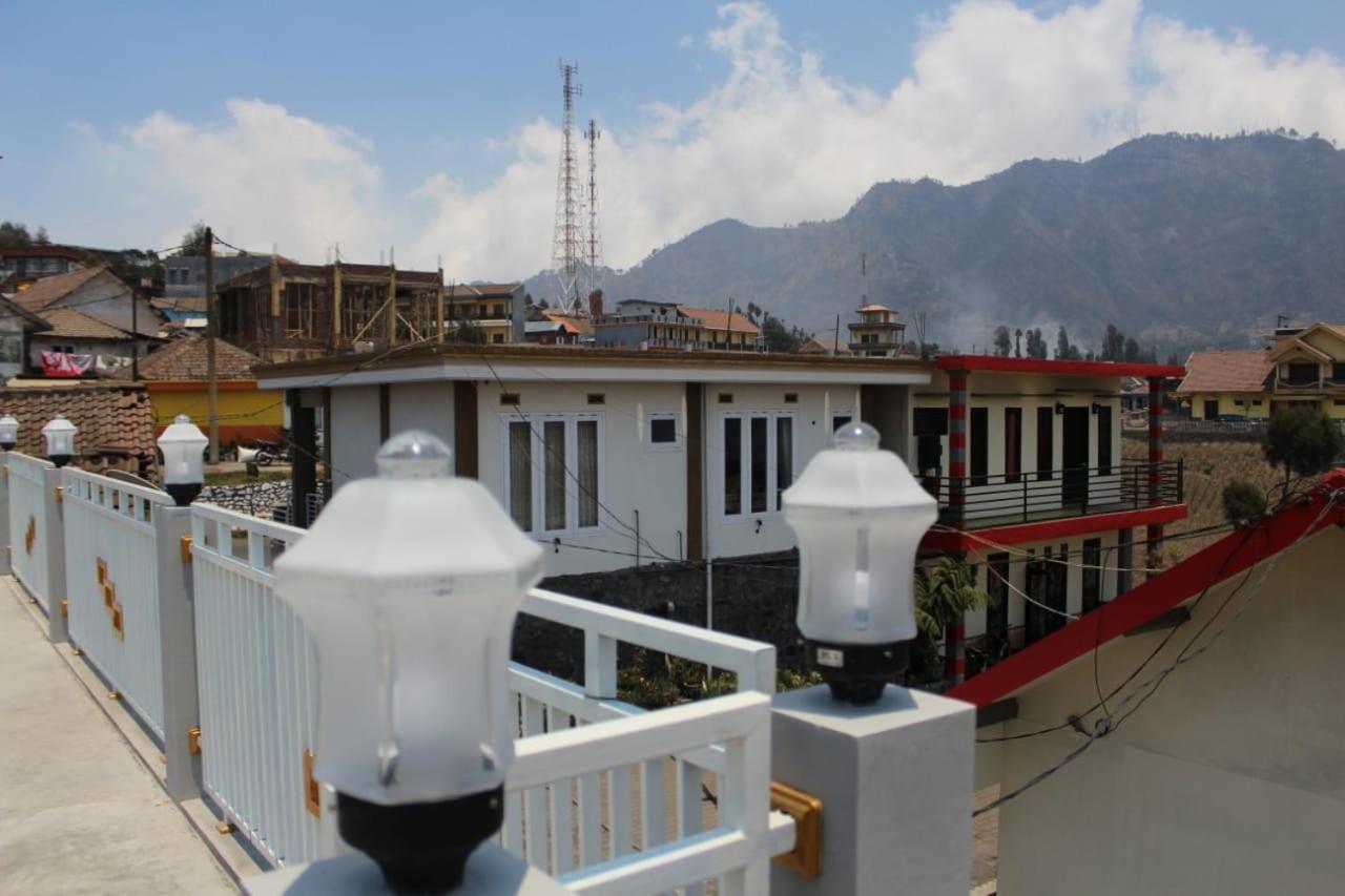 Bromo Otix Guest House エクステリア 写真
