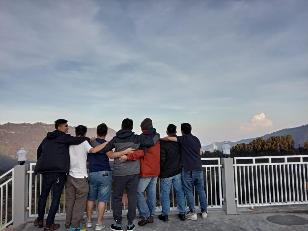 Bromo Otix Guest House エクステリア 写真