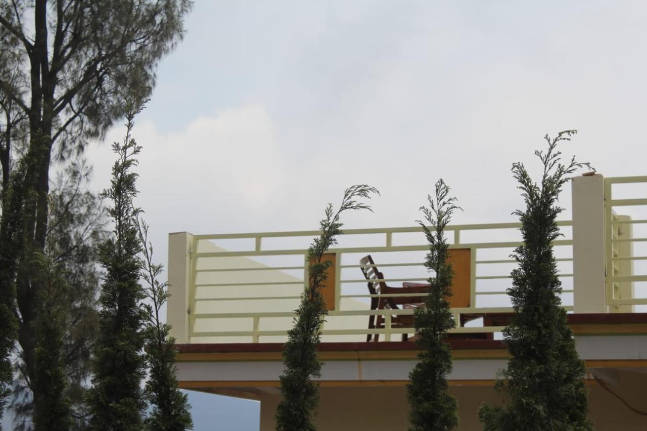 Bromo Otix Guest House エクステリア 写真
